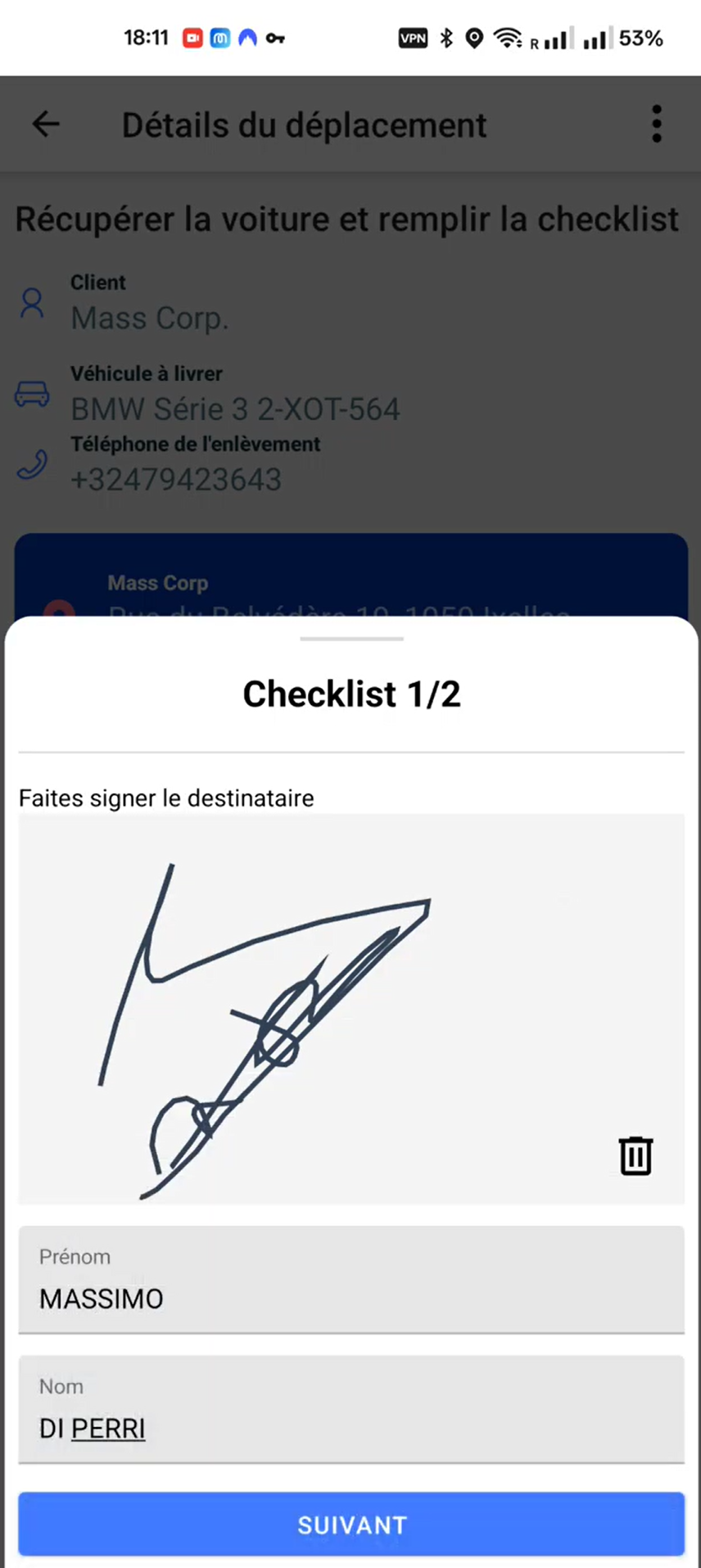 Mobvious driver app on a phone: vehicle pickup details with a signature checklist step